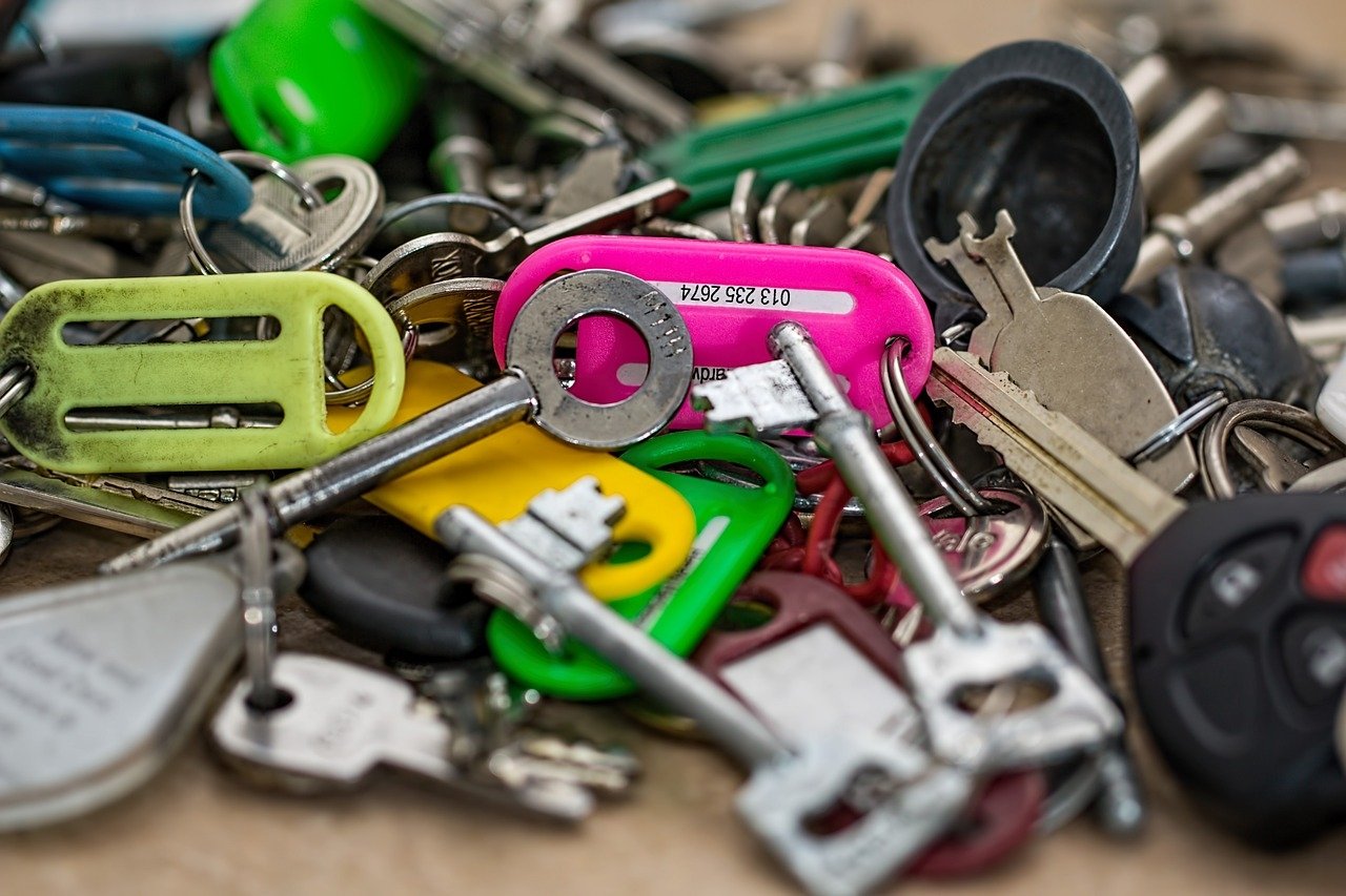 Understanding RIPEMD-160 hashing key in digital security